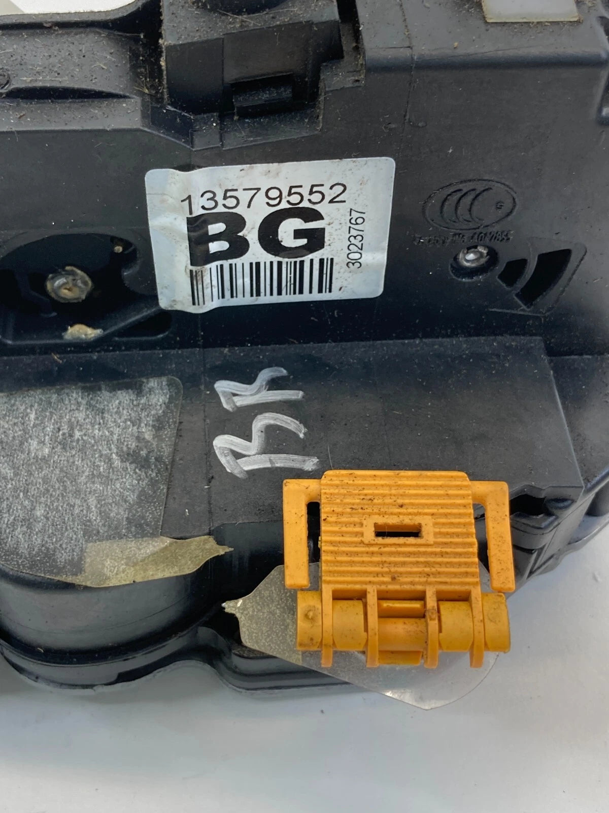 10-15 CHEVROLET EQUINOX REAR RIGHT DOOR LATCH LOCK RELEASE ACTUATOR 13579552 OEM