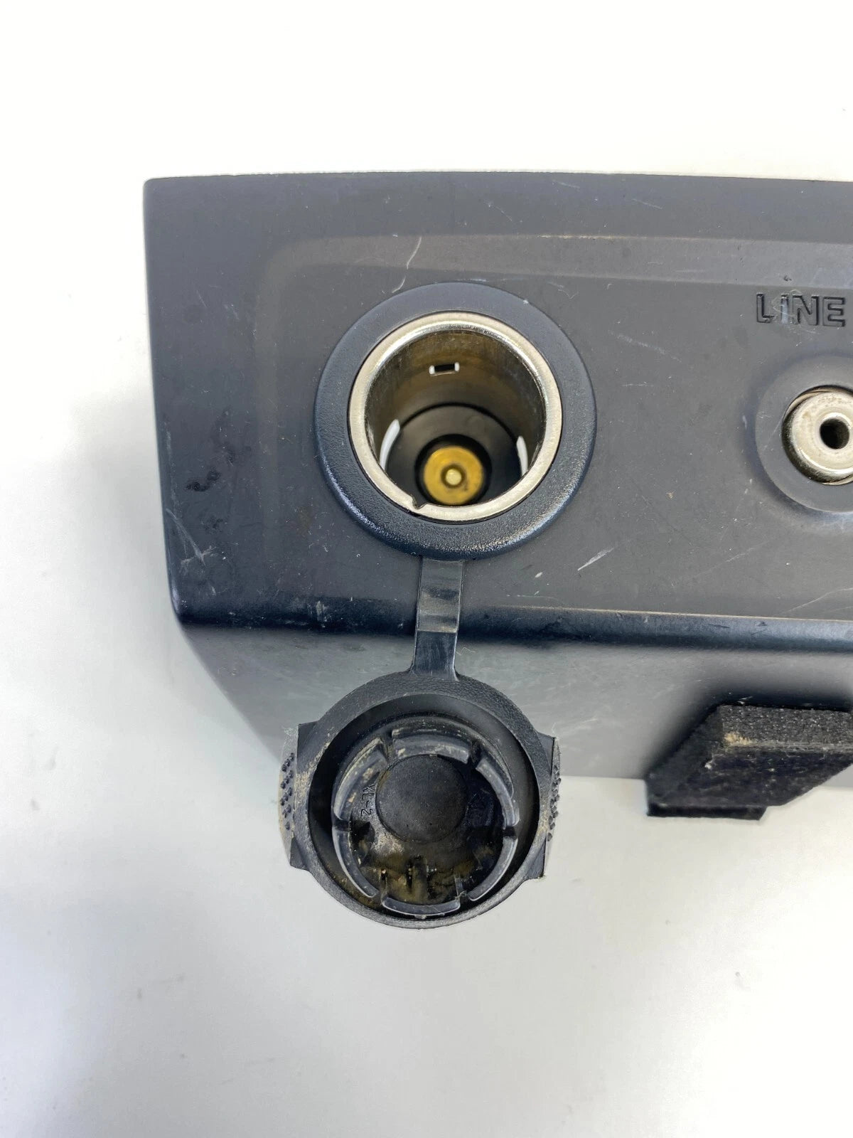 2008-2011 FORD FOCUS CENTER DASH DUAL POWER OUTLET 12V JACK PORT 8S43-54043D56-A