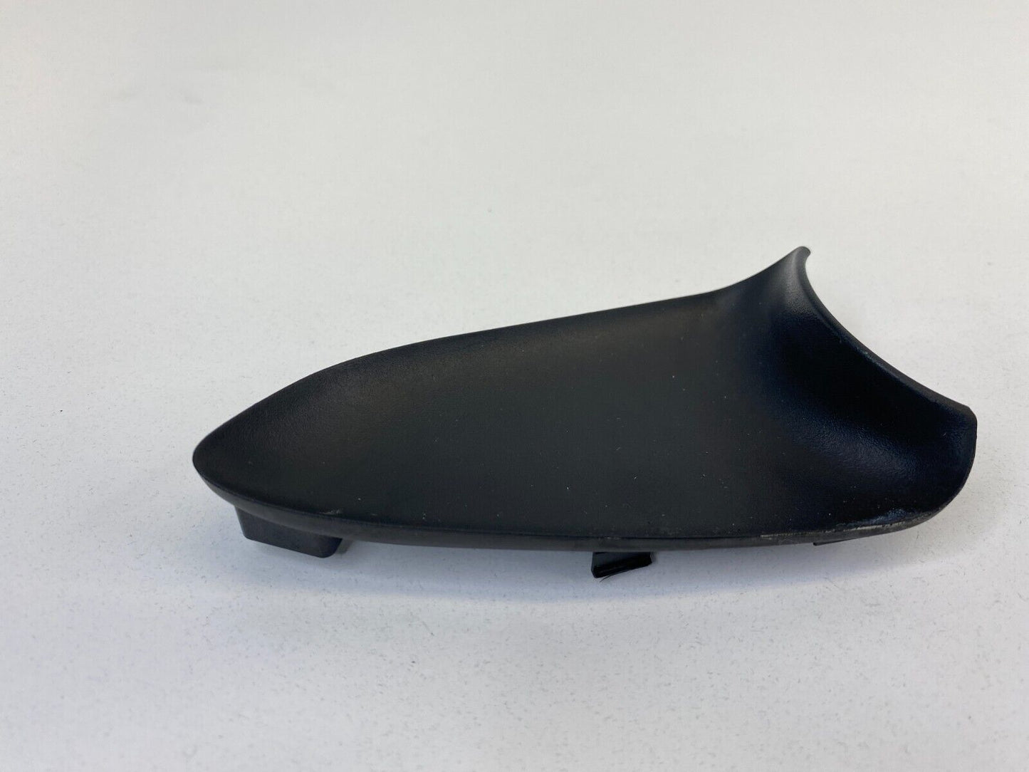 2009-2013 Toyota Matrix Front Right Inner Door Handle Bezel Cap Cover 69277-0212