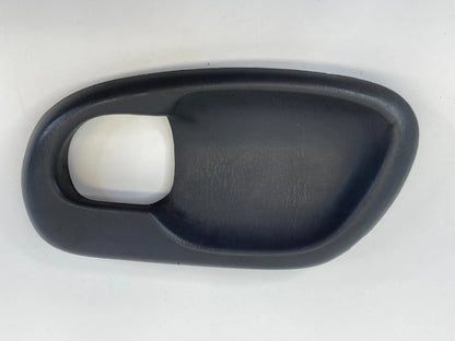 1997-2003 FORD F-150 FRONT LEFT SIDE INTERIOR DOOR HANDLE BEZEL XL34-1522677-AGW