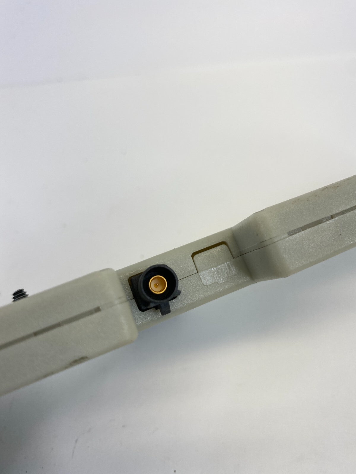 2006 BMW 330i 325i 325xi Antenna Amplifier Control Module Unit AV692893806U