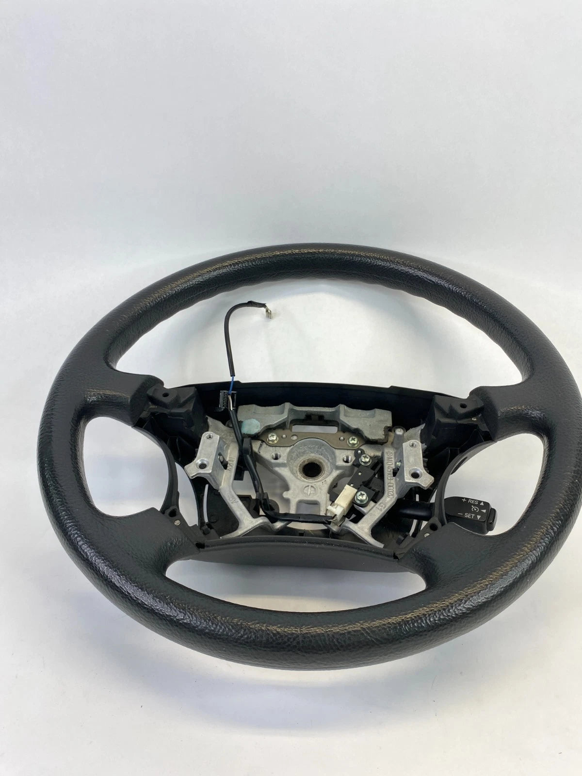 03-06 TOYOTA TUNDRA 05 06 SEQUOIA STEERING WHEEL W/ CRUISE CONTROL SWITCH OEM