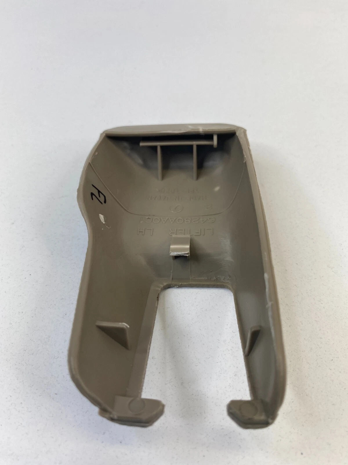 2000-2004 SUBARU OUTBACK FRONT LEFT SEAT TRACK RAIL END CAP COVER 64280AA061 OEM