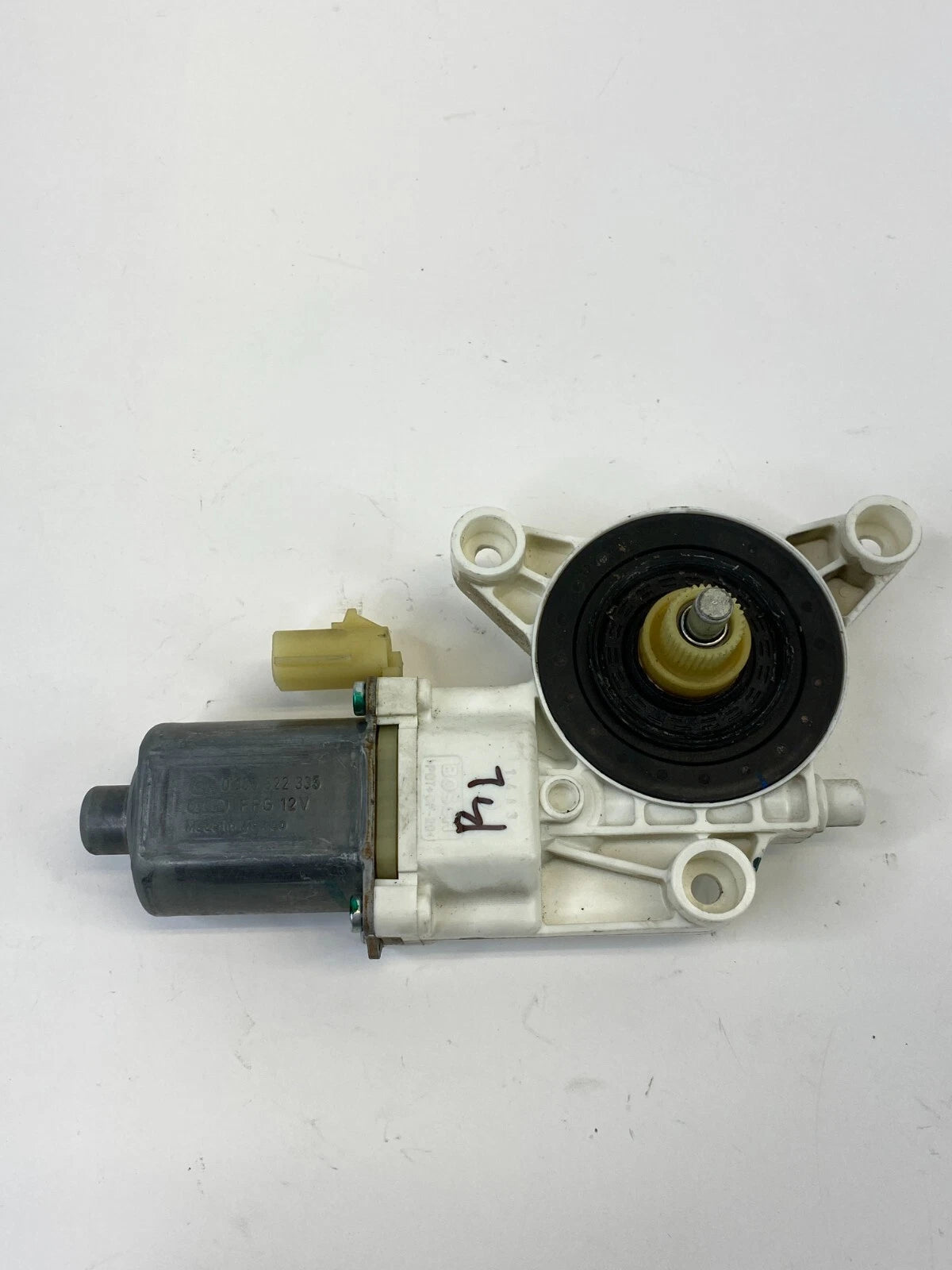 2008-2016 CHRYSLER TOWN & COUNTRY REAR LEFT DOOR POWER WINDOW MOTOR 0130822335