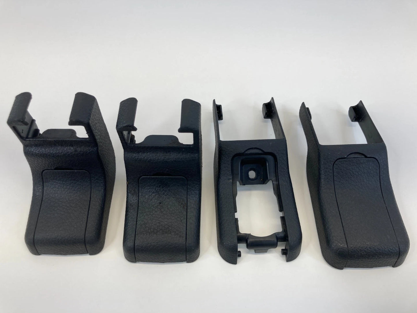 2013-2019 HYUNDAI SANTA FE REAR RIGHT SEAT TRACK END COVER TRIM SET OF 4 OEM