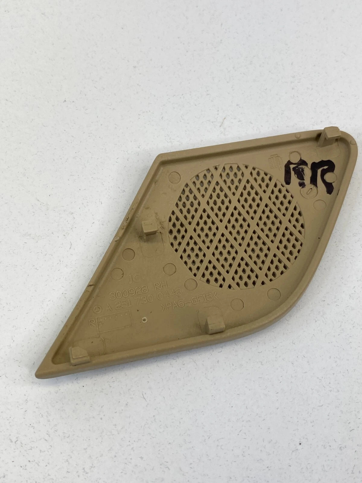 06-12 MERCEDES-BENZ R350 REAR RIGHT DOOR TWEETER SPEAKER GRILLE COVER 2517300448