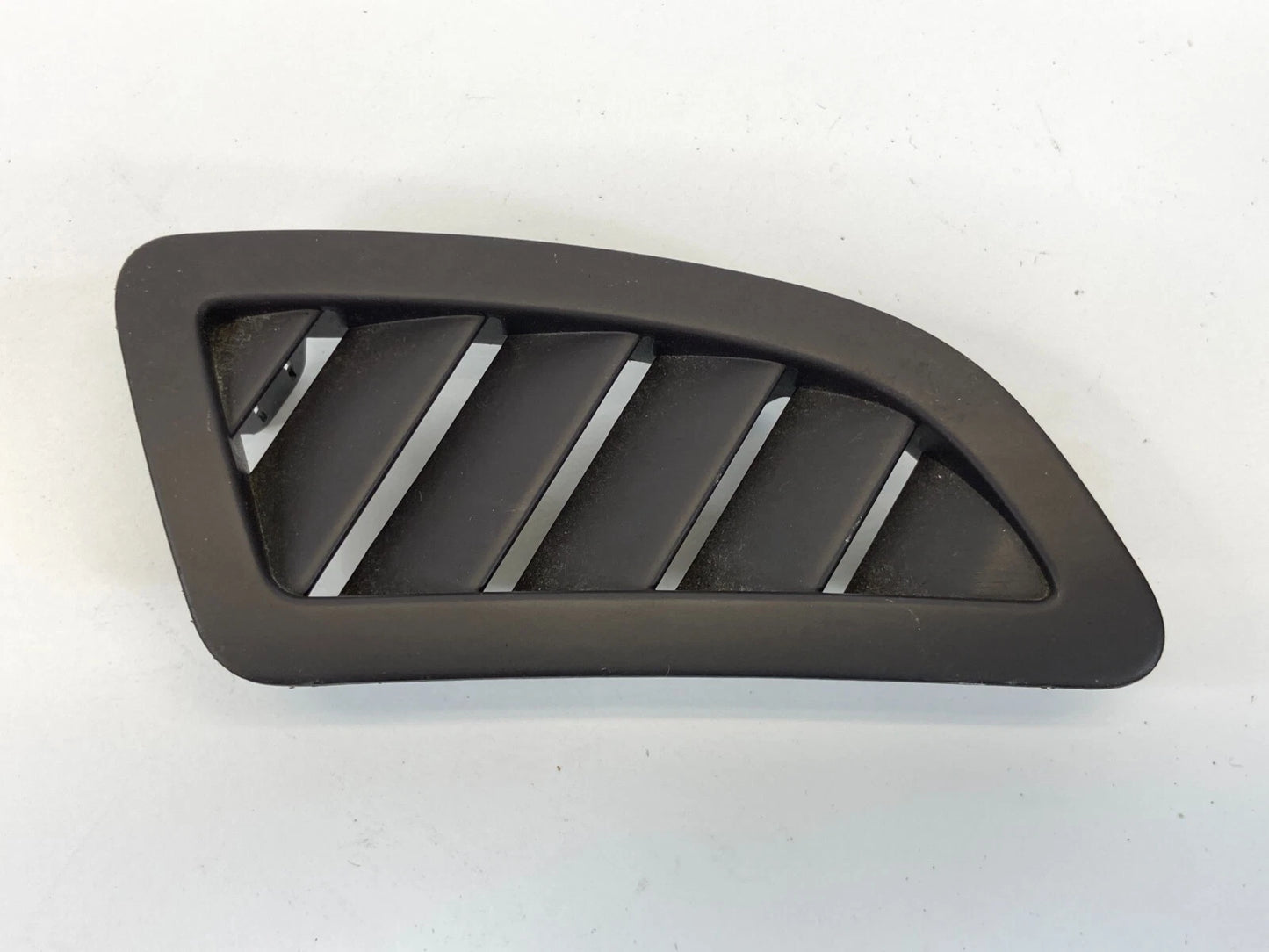 11-17 BUICK REGAL DASH RIGHT PASSENGER SIDE AIR VENT DEFROST GRILLE 13279241