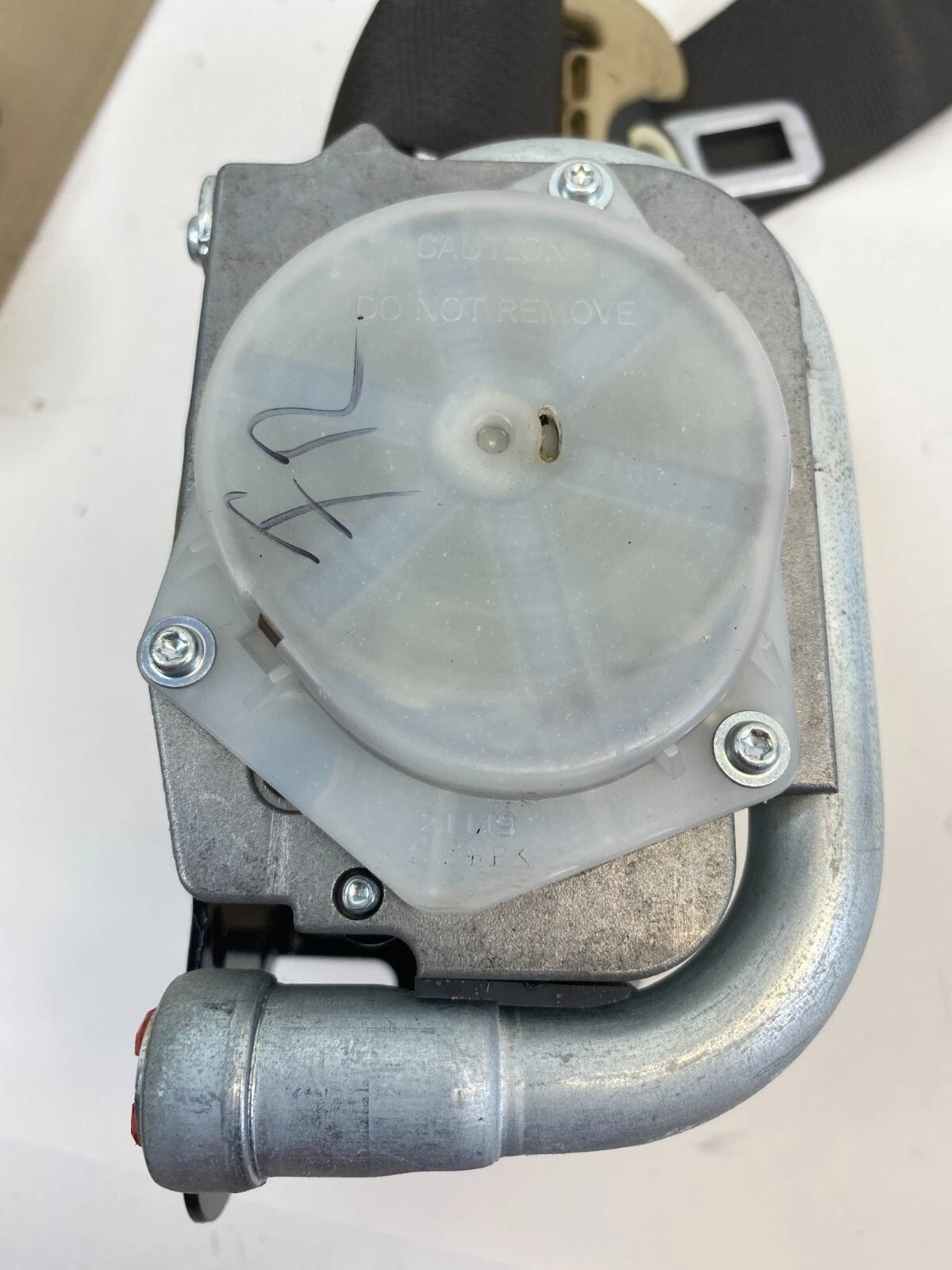 2009 2010 HYUNDAI SONATA FRONT RIGHT PASSENGER SIDE SEAT BELT SAFETY RETRACTOR