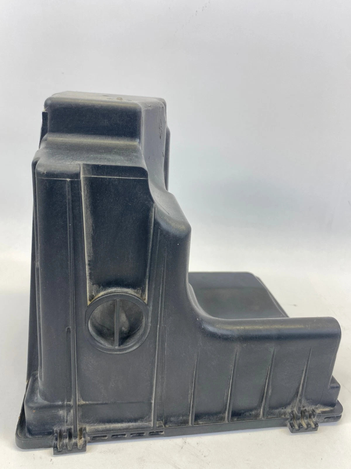 2005-2008 MINI COOPER ENGINE AIR CLEANER FILTER BOX LOWER HOUSING OEM 1477831-07