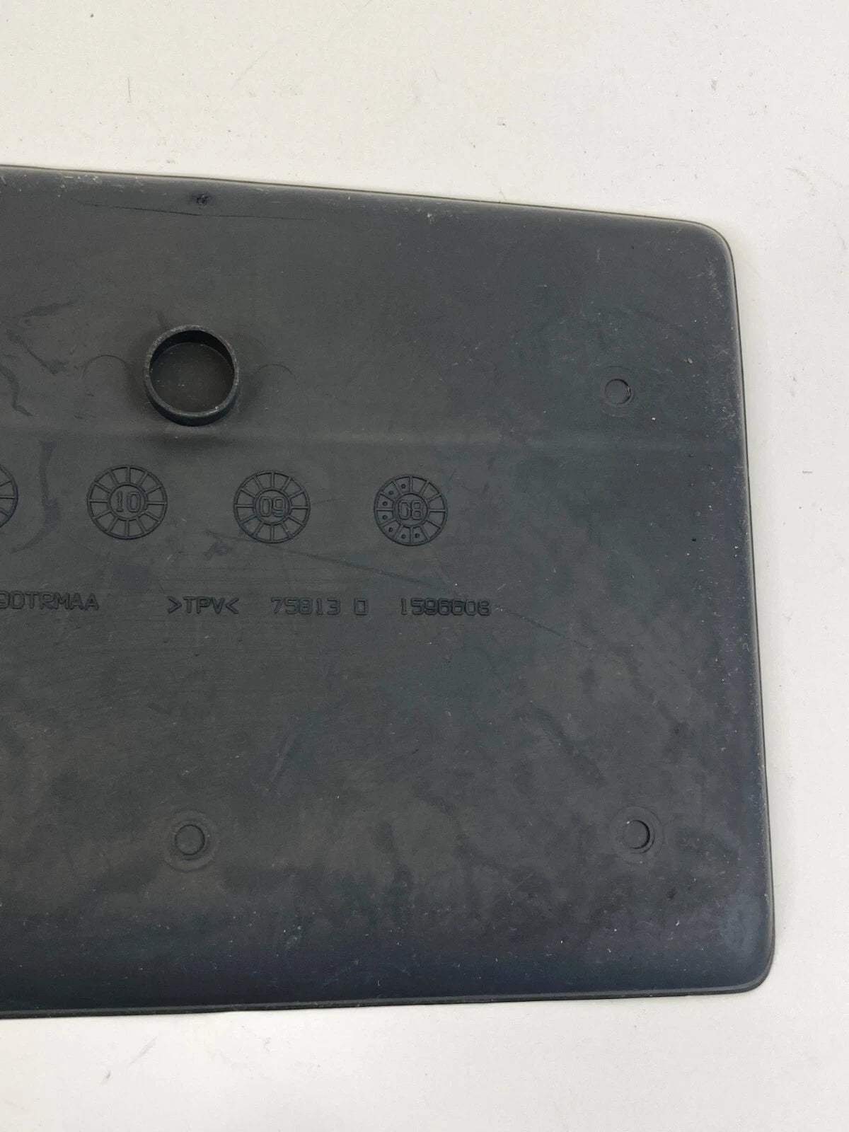 09-14 VOLKSWAGEN ROUTAN FLOOR CENTER CONSOLE RUBBER MAT INSERT 1KR90TRMAA OEM