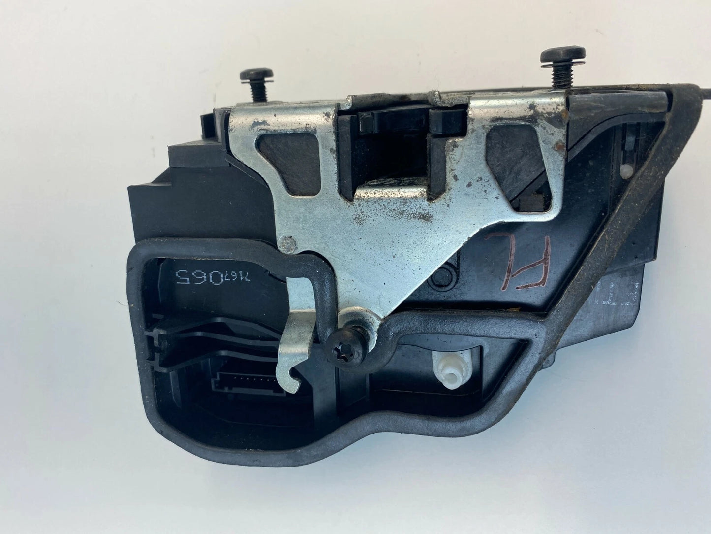 04 05 BMW 545I 04-07 525I FRONT LEFT DRIVER SIDE DOOR LOCK LATCH ACTUATOR OEM
