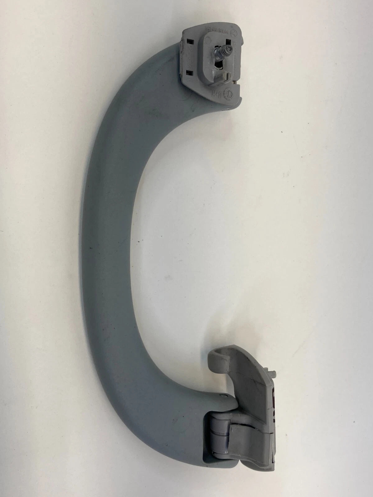 03-09 MERCEDES BENZ E320 REAR RIGHT ROOF GRAB GRIP HANDLE ASSIST A2118100051 OEM
