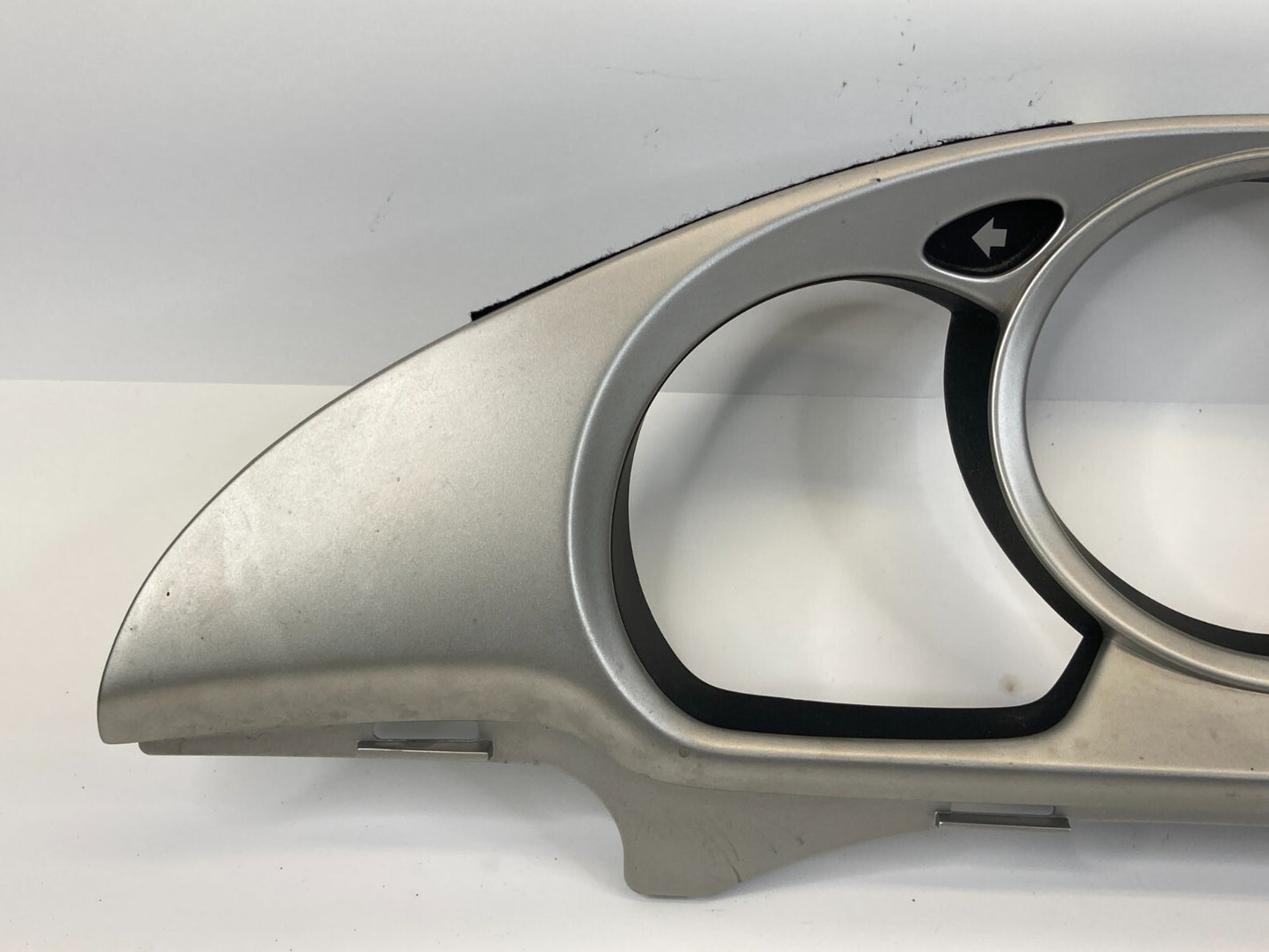 04-07 Toyota Highlander Speedometer Instrument Cluster Dash Bezel 55410-48060