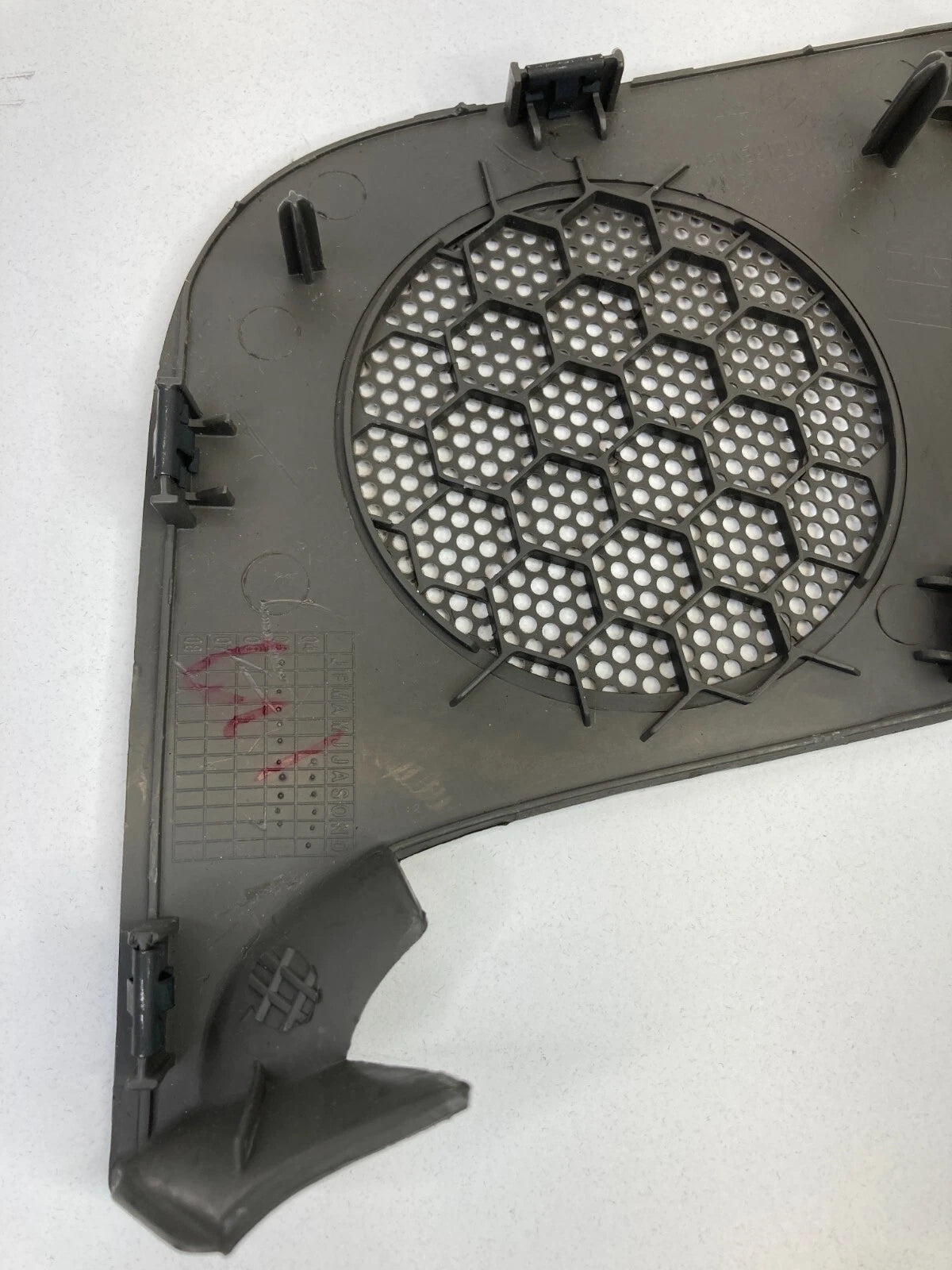2005-2010 JEEP GRAND CHEROKEE FRONT LEFT DASH SPEAKER GRILL COVER TRIM 5KB01TRM
