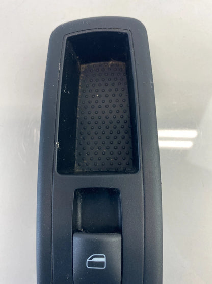 2012-2014 RAM C/V 09-14 TOWN & COUNTRY RIGHT FRONT DOOR WINDOW SWITCH & BEZEL