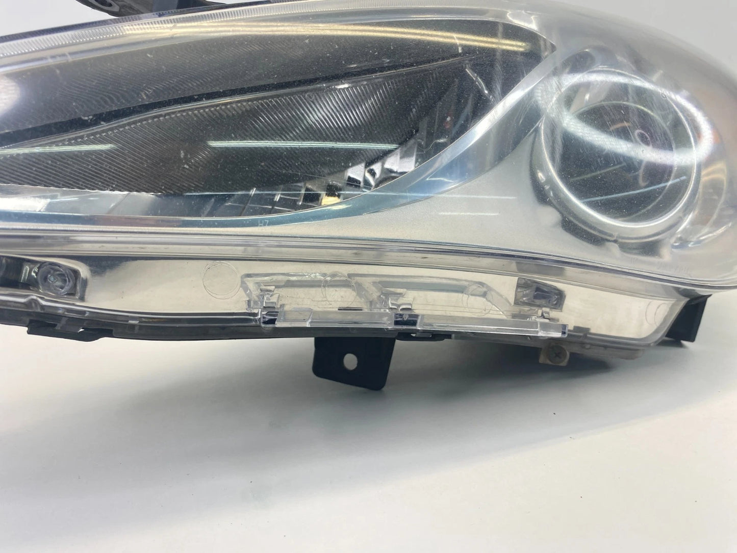 2011-2014 Hyundai Sonata Front Left Side Headlight Headlamp Halogen 92101-3Q