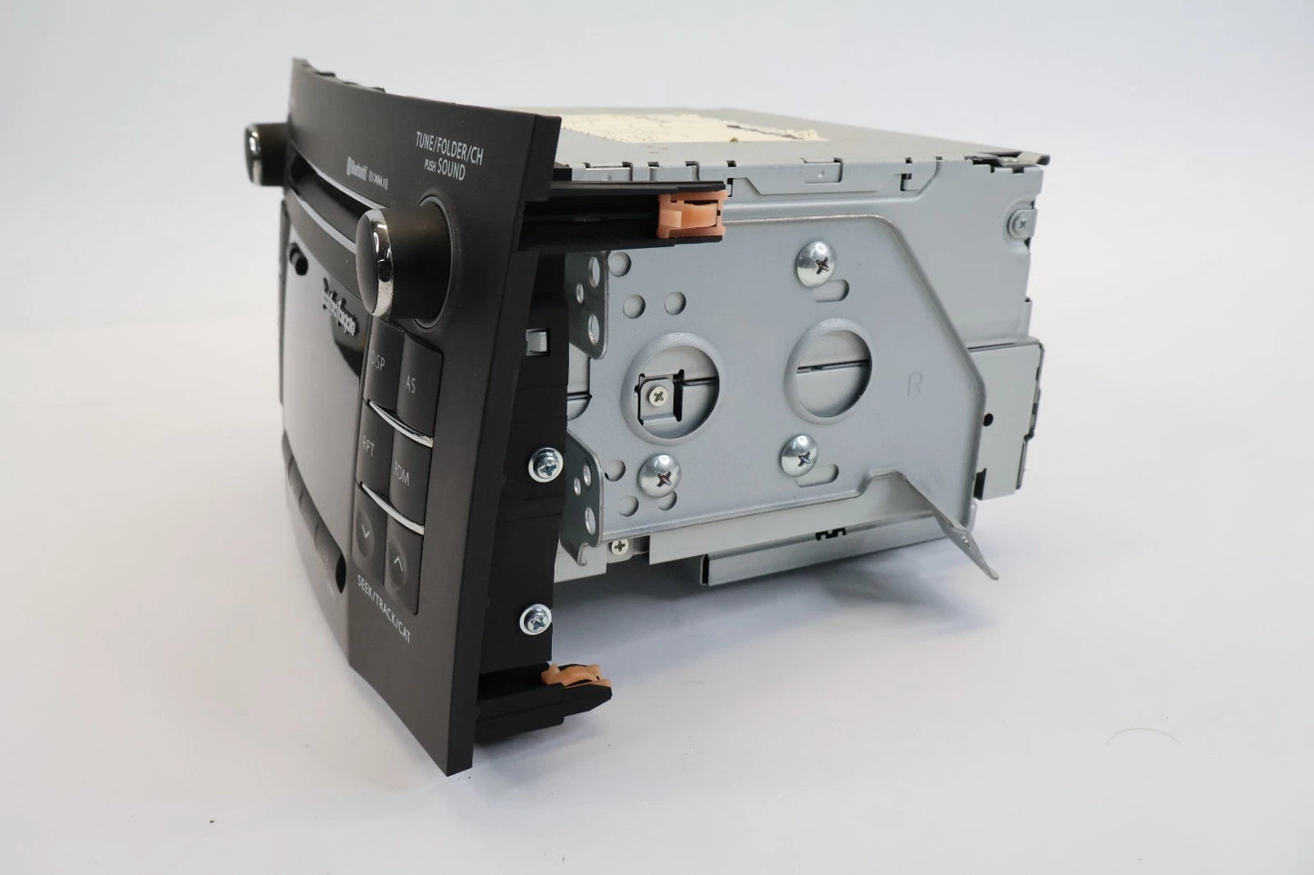 2010-2013 SUZUKI KIZASHI AM FM RADIO RECEIVER CD MP3 PLAYER 39101-57LL1 OEM