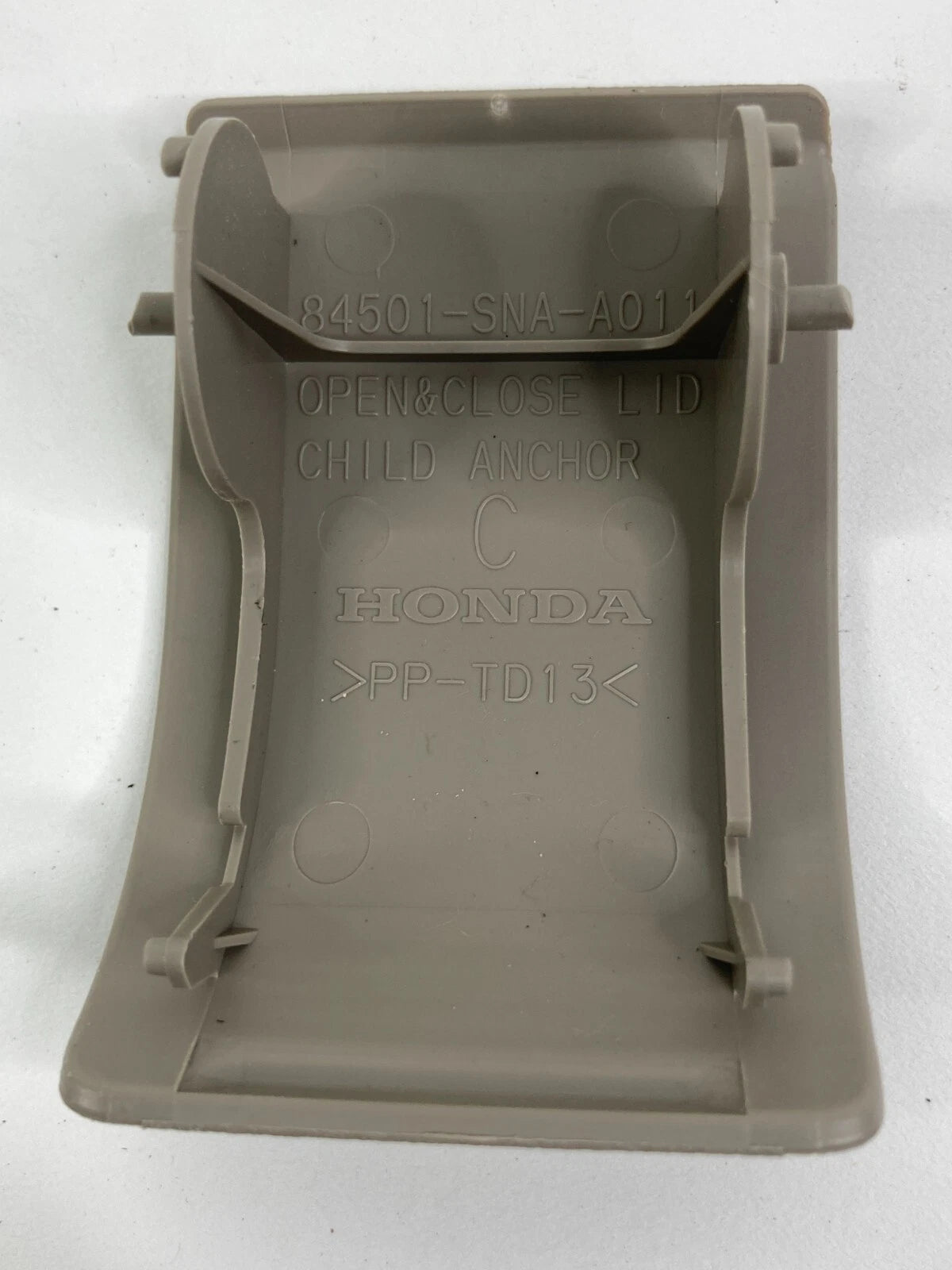06-11 HONDA CIVIC REAR DECK LID CHILD SEAT ANCHOR PLATE COVER 84501SNAA011 OEM