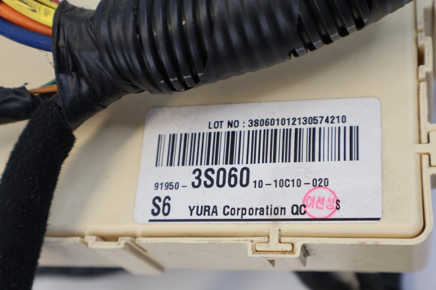 11-14 HYUNDAI SONATA 2.4L FRONT ENGINE JUNCTION FUSE BOX BLOCK 919503S060 OEM