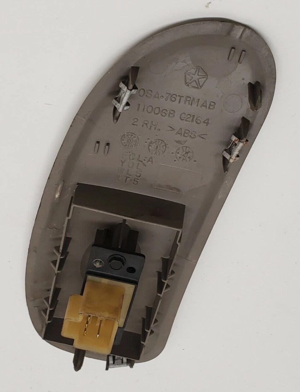 2001-2003 DODGE CARAVAN RIGHT SIDE DOOR WINDOW SWITCH W/ TRIM BEZEL 0SA76TRMAB