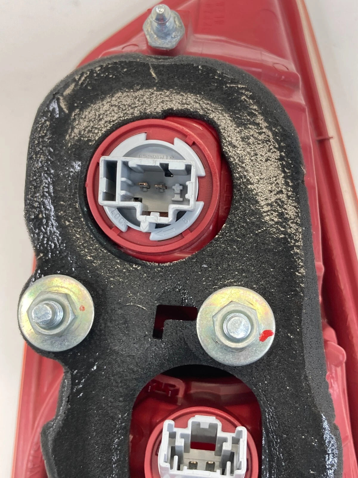 2008-2017 MITSUBISHI LANCER SEDAN REAR LEFT DRIVER SIDE INNER TAILLIGHT LAMP OEM