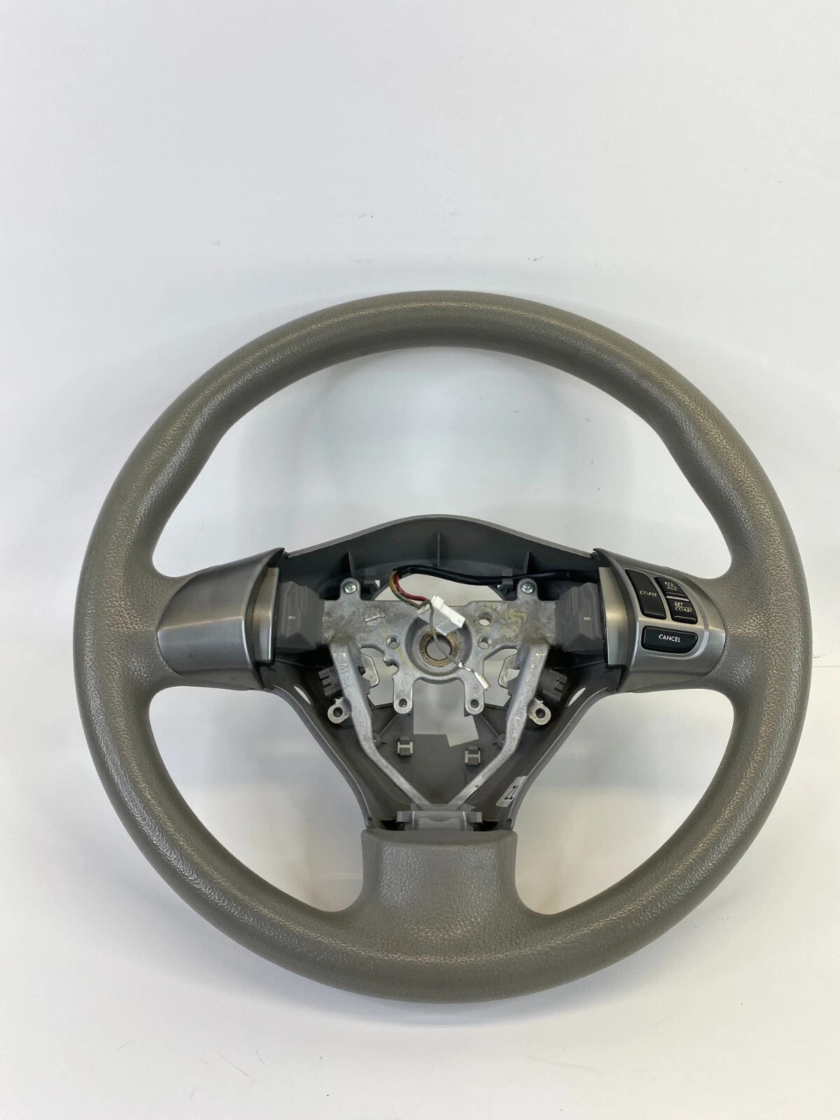 2009-2013 SUBARU FORESTER STEERING WHEEL W/ CRUISE CONTROL SWITCH BUTTON OEM