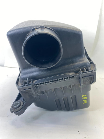 11-16 HYUNDAI ELANTRA 1.8L AIR INTAKE CLEANER BOX HOUSING ASSY 281103X300 OEM