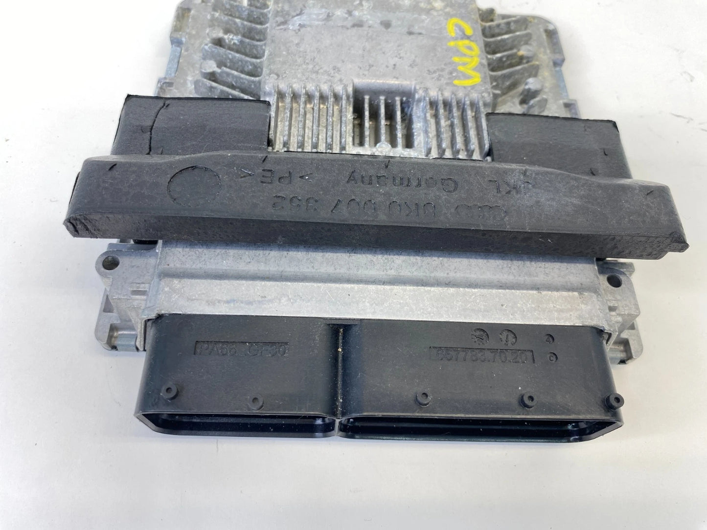 2009 2010 AUDI A5 QUATTRO 3.2L AT ENGINE CONTROL MODULE COMPUTER 8T0-907-559-G