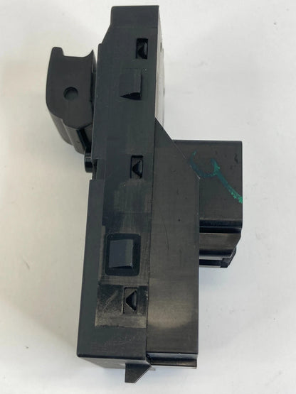 2017-2019 Chevrolet Trax Front Right Passenger Window Control Switch 22819399