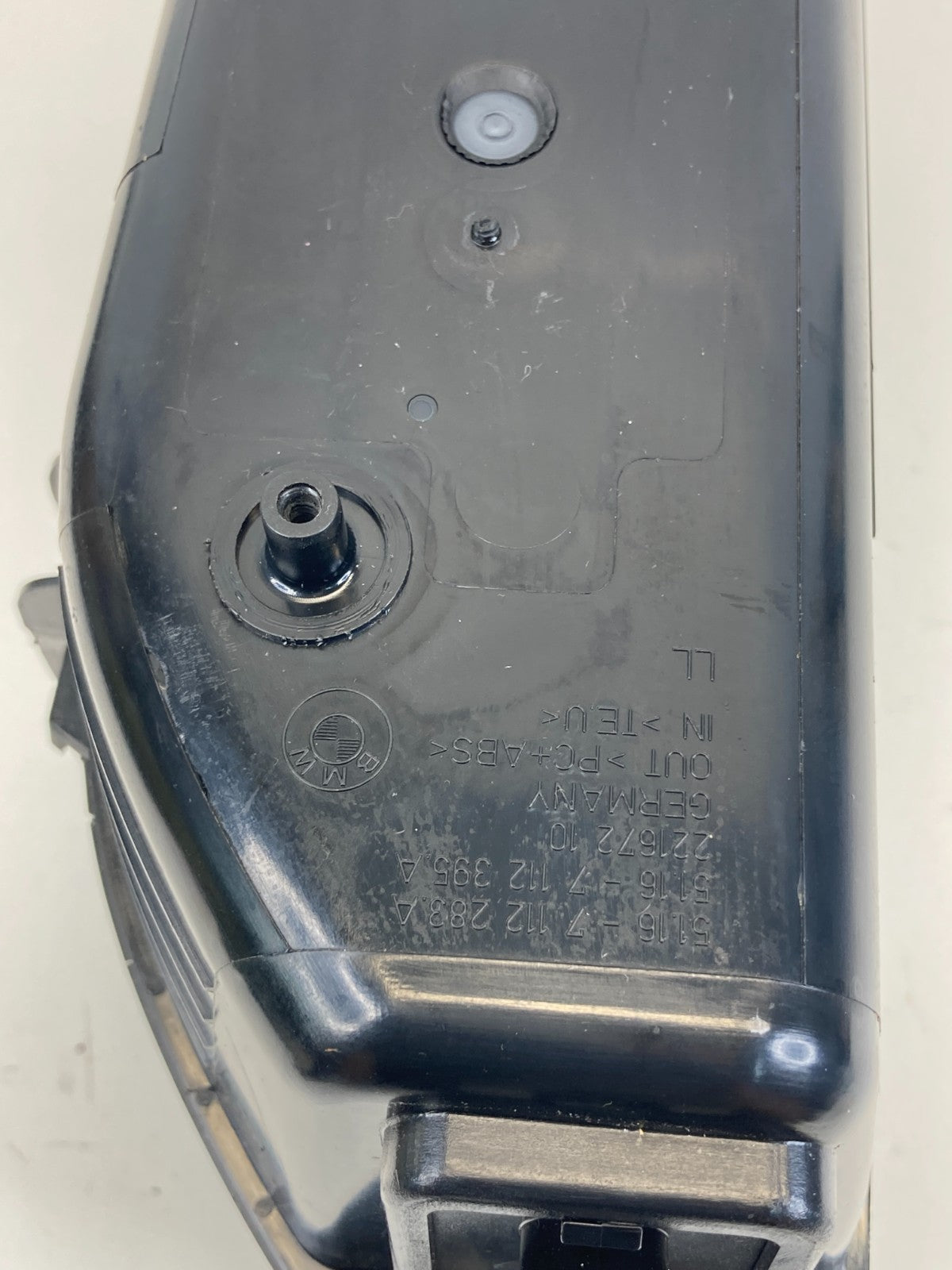 2006 2007 BMW 530xi Center Console Armrest Storage Compartment Tray 51167112395