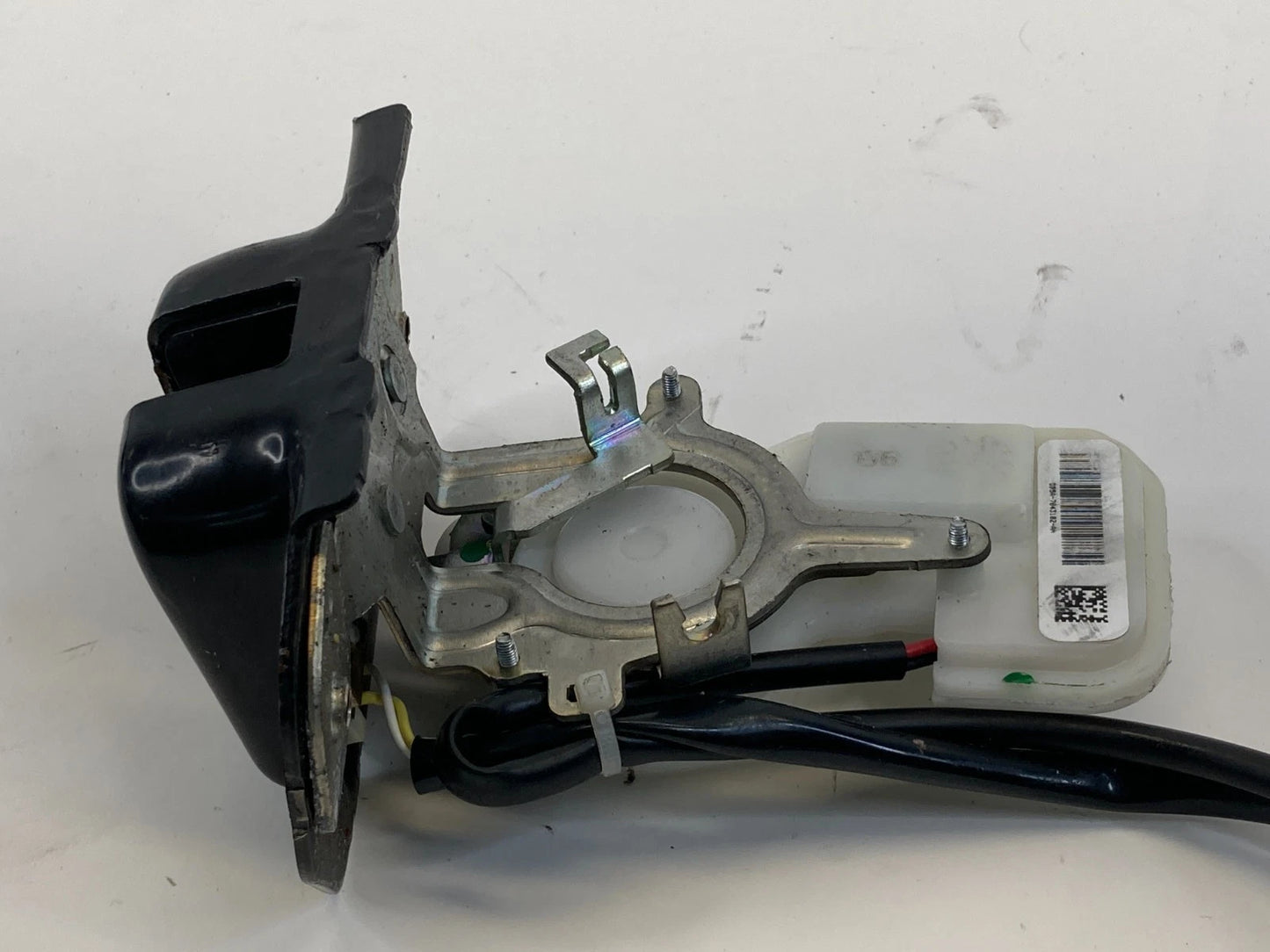 2013-2019 FORD INTERCEPTOR UTILITY REAR TRUNK TAILGATE LOCK LATCH B5A-7843102-AH