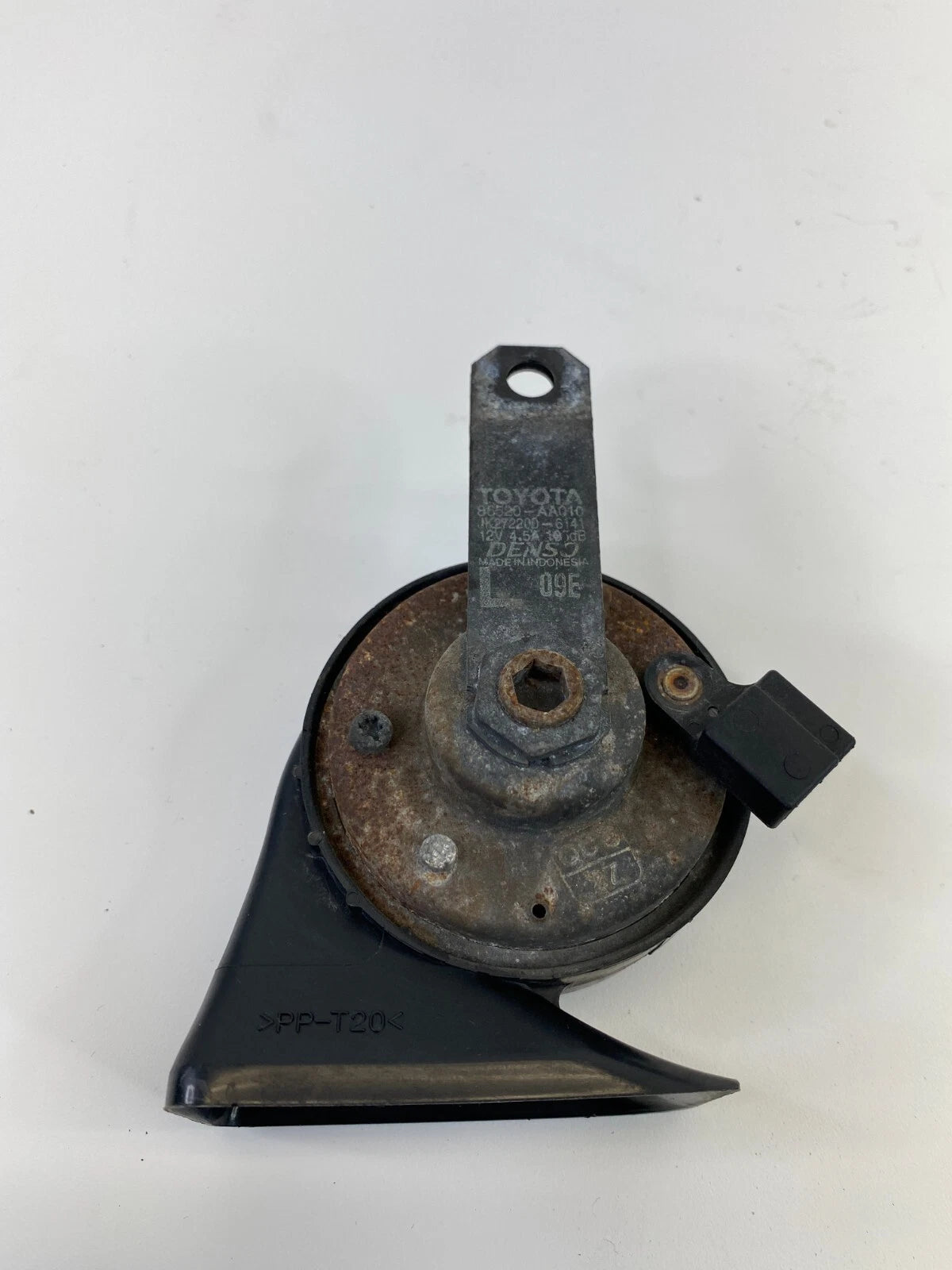 2004-2008 TOYOTA SOLARA LOW HORN TONE PITCH ALARM SIREN SIGNAL 86520-AA010 OEM