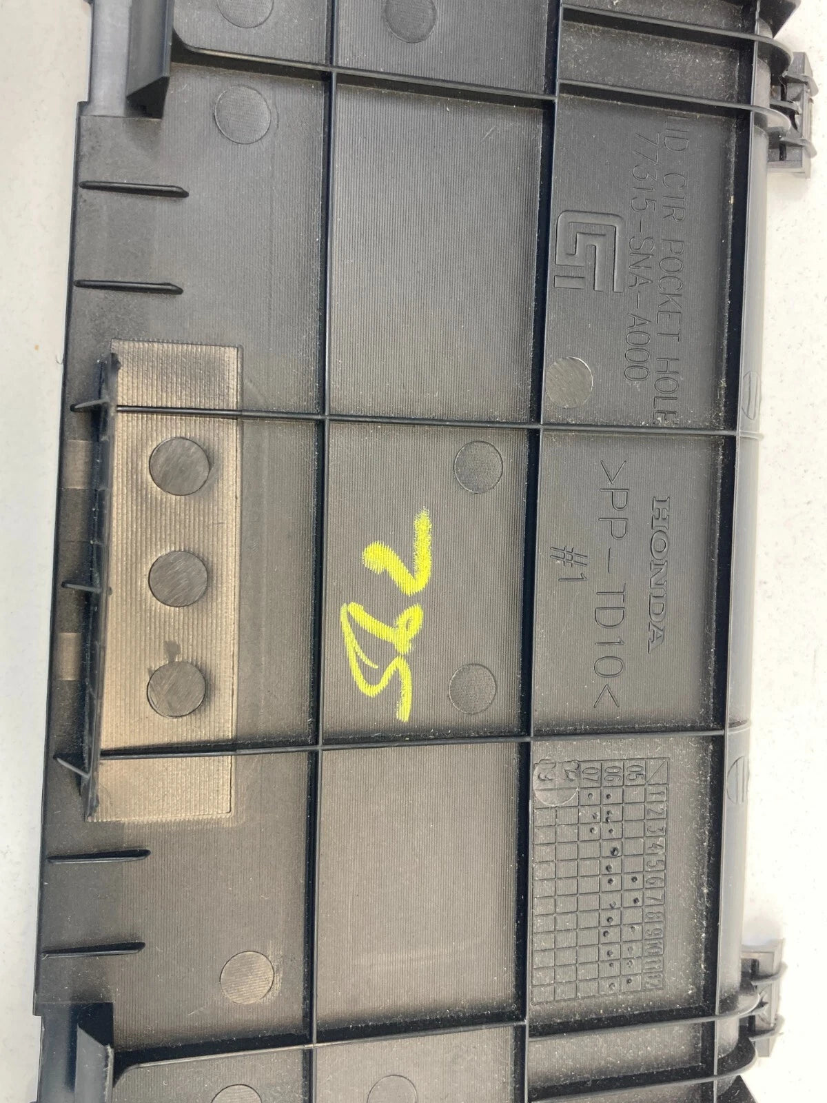 2006-2011 HONDA CIVIC LX SEDAN DASH CENTER ACCESS COVER LID TRIM 77315-SNA-A000