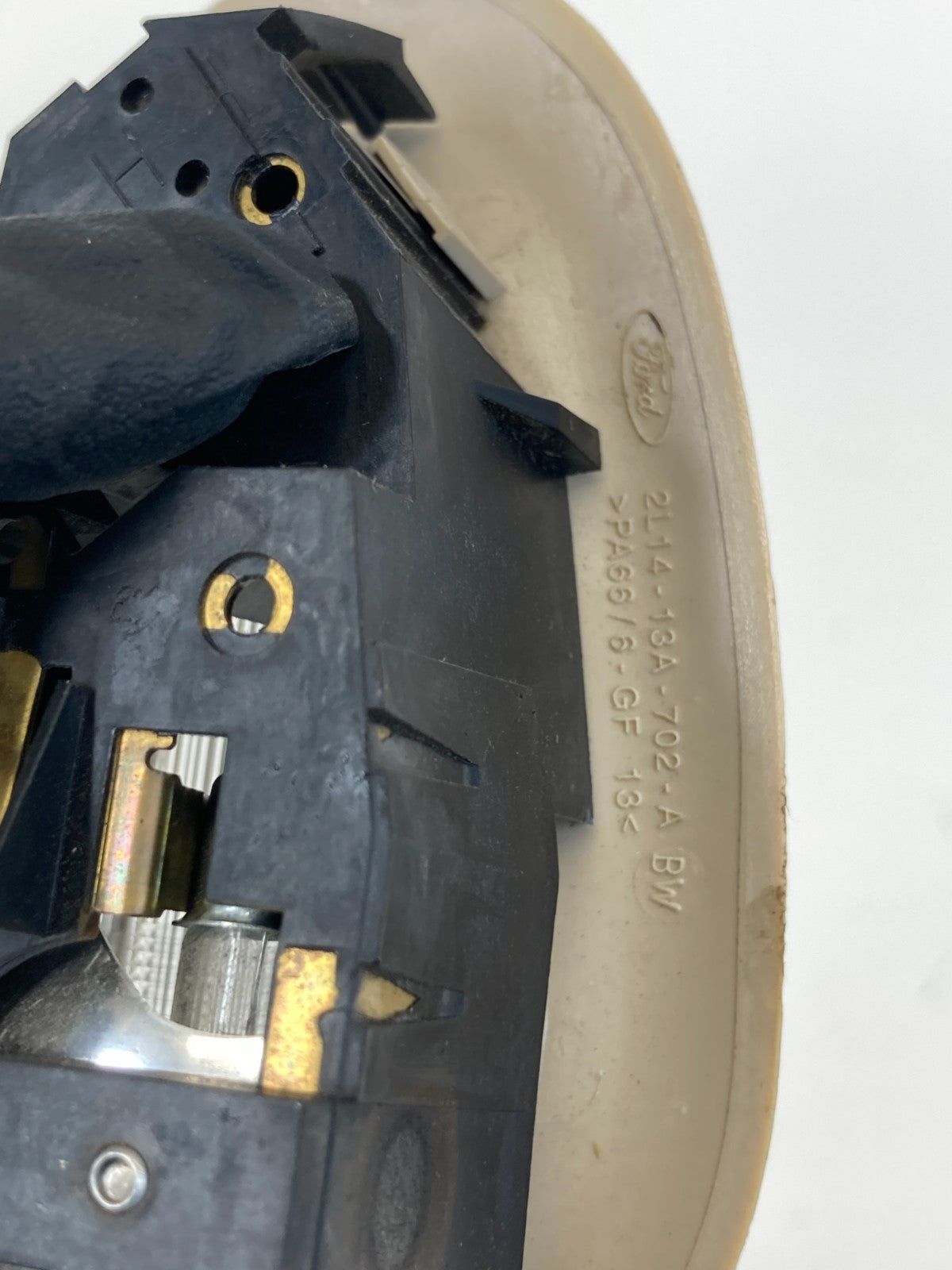 2003-2006 Lincoln Navigator Rear Left Overhead Roof Dome Map Light 2L14-13A-702