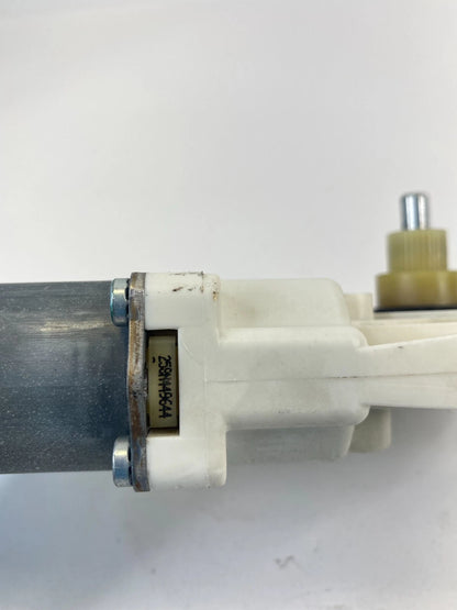 2008-2016 CHRYSLER TOWN & COUNTRY REAR LEFT SLIDING DOOR WINDOW MOTOR 0130822335