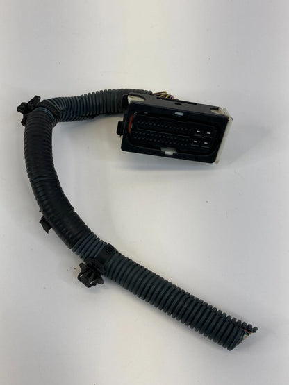 04-06 TOYOTA SIENNA 3.3L FWD ABS ANTI LOCK BRAKE PUMP MODULE PLUG CONNECTOR OEM