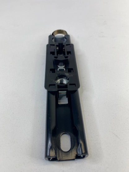 2006-2012 MERCEDES-BENZ R350 FRONT LEFT SEAT BELT HEIGHT ADJUSTER A2518600388