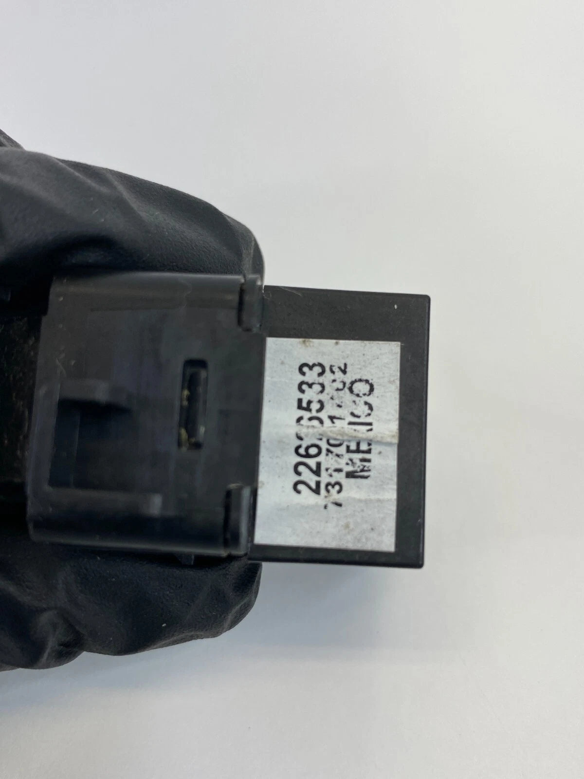 2005-2010 PONTIAC G6 FRONT RIGHT SIDE DOOR POWER WINDOW CONTROL SWITCH BUTTON