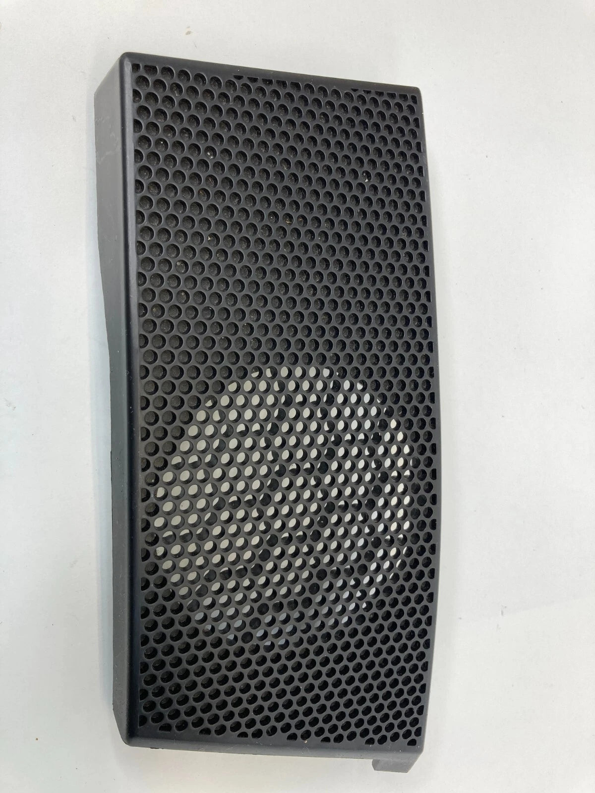 2004-2012 MITSUBISHI GALANT FRONT RIGHT SIDE DASH SPEAKER GRILLE TRIM MR590280ZZ