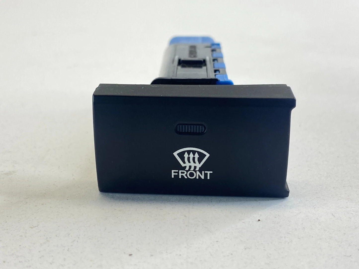 2010-2012 HYUNDAI SANTA FE DASH FRONT DEFROSTER CONTROL SWITCH BUTTON 621W05010
