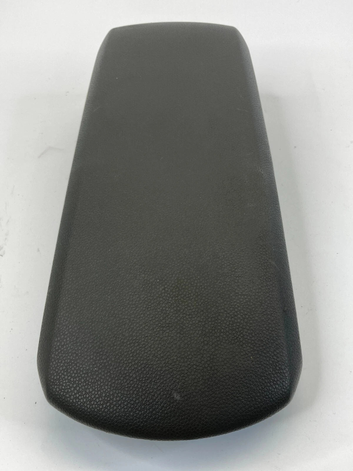 2008 09 10 2011 FORD FOCUS CENTER CONSOLE ARMREST ARM REST LID COVER TOP OEM