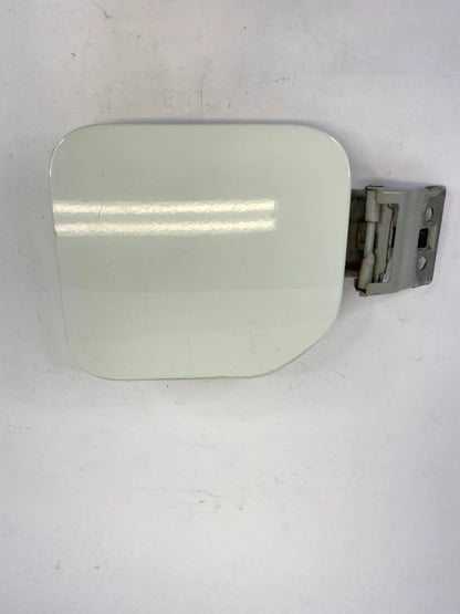 1998-2002 ISUZU TROOPER GAS FUEL TANK FILLER DOOR LID FLAP COVER WHITE OEM