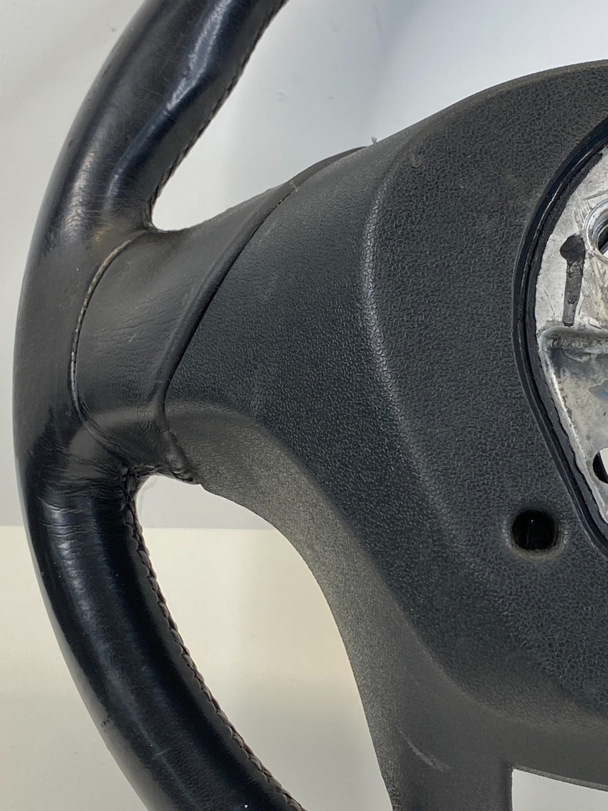 2010 2011 GMC Terrain Steering Wheel Assembly w/ Switchs 20851308 OEM