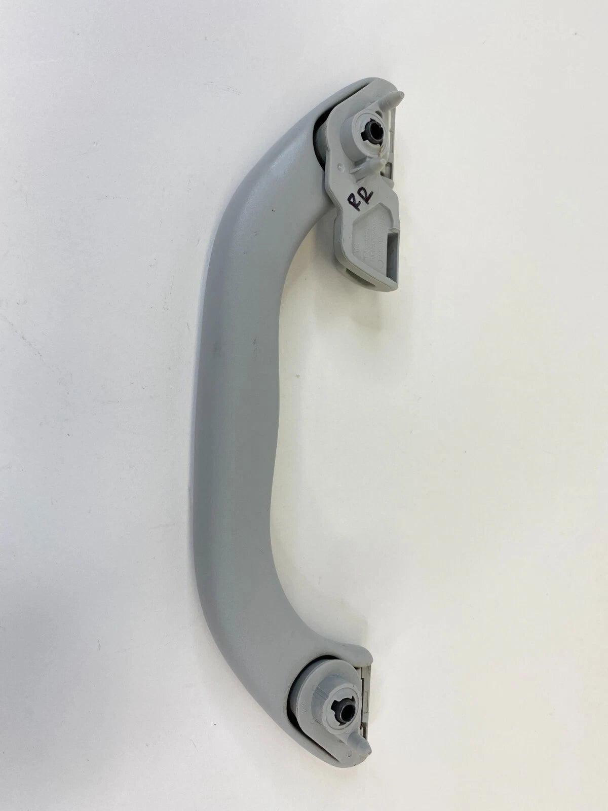 1998-2005 VW PASSAT REAR RIGHT PASSENGER ROOF GRAB HANDLE ASSIST 3B0857608B OEM