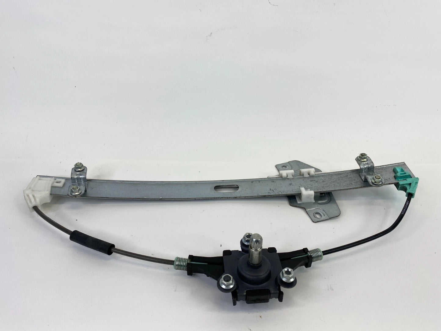 2006-2011 HYUNDAI ACCENT SEDAN FRONT RIGHT PASSENGER WINDOW REGULATOR ASSEMBLY