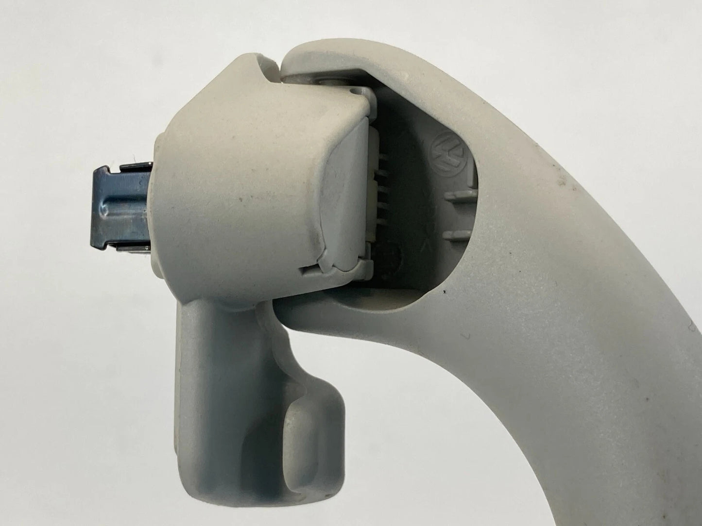 2012-2022 VOLKSWAGEN PASSAT ROOF REAR RIGHT PASSENGER INNER GRAB GRIP HANDLE OEM