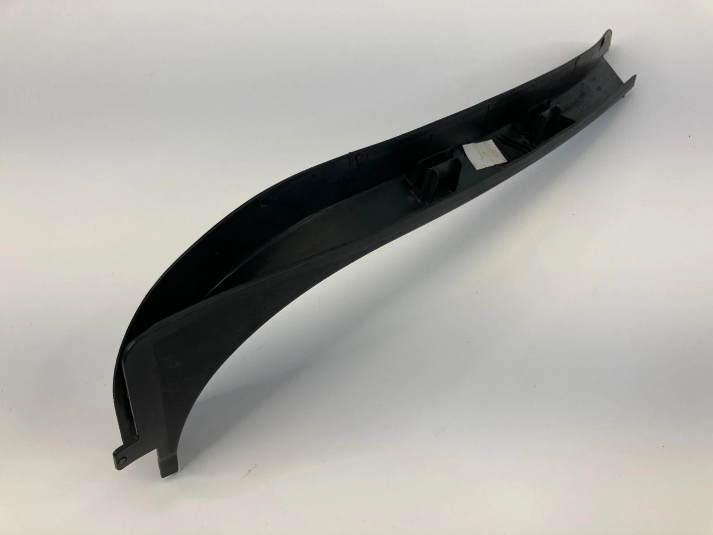 2012-2018 FORD FOCUS REAR RIGHT DOOR WINDOW TRIM BEZEL TRIM BM51-A247B56-AEW OEM