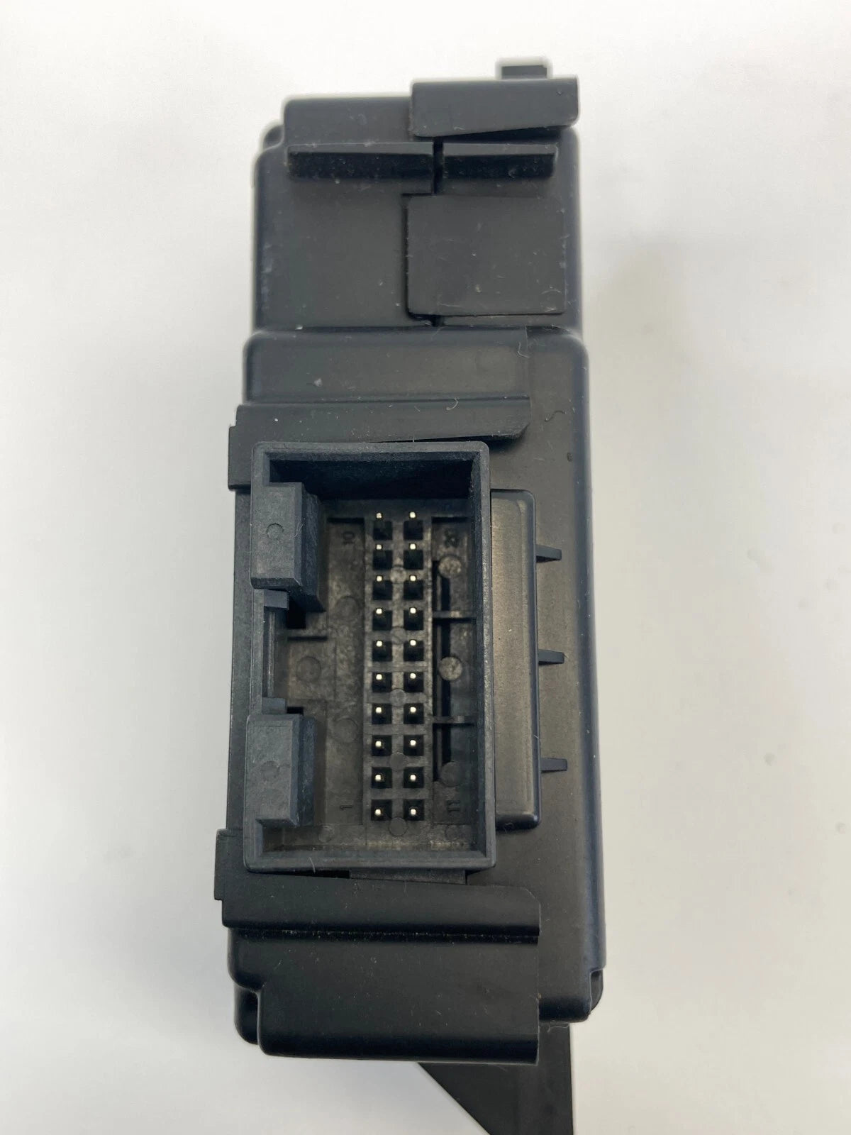 2010-2013 KIA FORTE AT TPMS TIRE PRESSURE CONTROL MODULE UNIT 95800-1M500 OEM