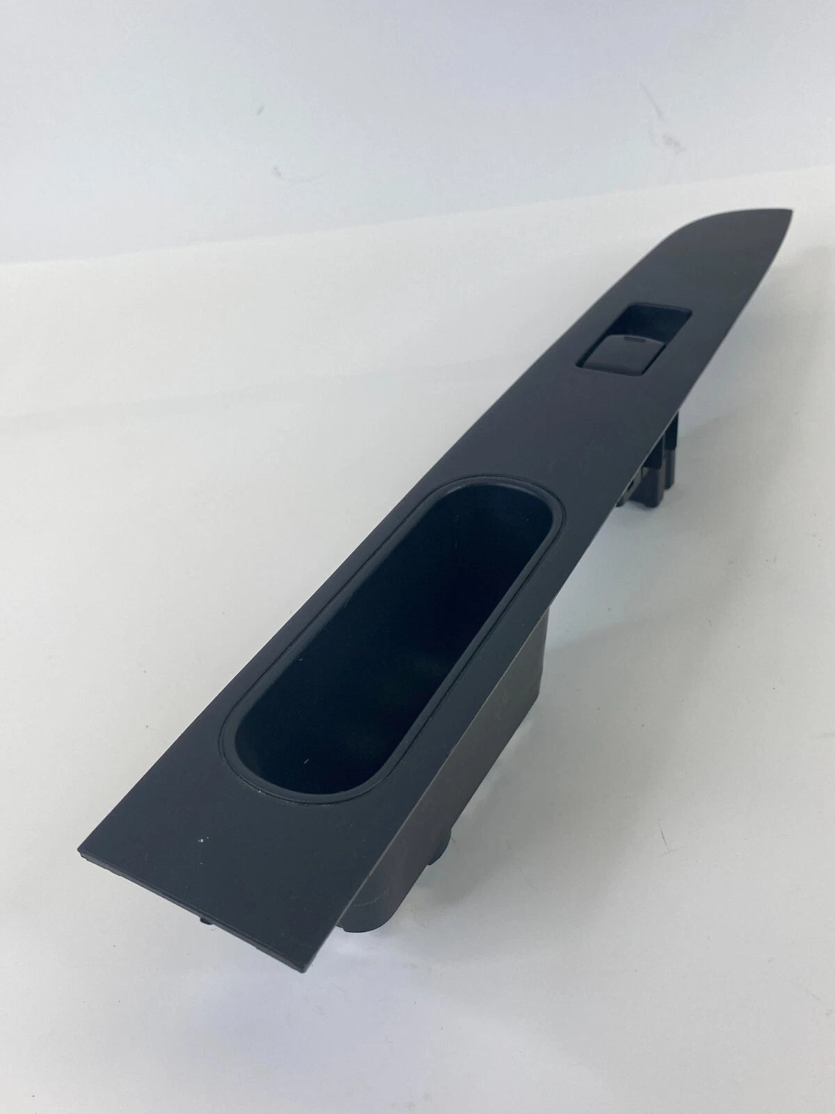 2007-2012 NISSAN SENTRA RR RIGHT DOOR SIDE WINDOW CONTROL SWITCH OEM 82960-ET000