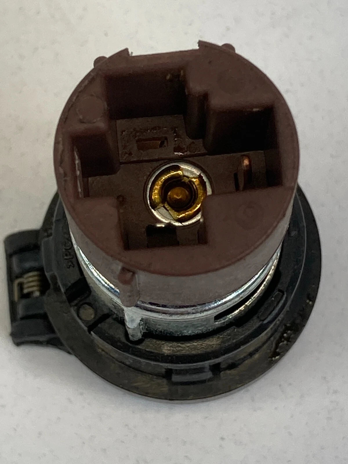 2005 2006 2007 2008 2009 SAAB 9-7X 97X POWER OUTLET LIGHTER 12V SOCKET OEM